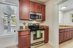 8690 N Willamette Blvd, Portland, OR 97203 - Photo 8