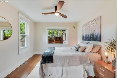 8690 N Willamette Blvd, Portland, OR 97203 - Photo 14
