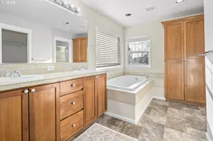 490 NE 64th Way, Hillsboro, OR 97124 - Photo 40