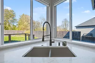 15537 SE Evergreen Dr, Portland, OR 97236 - Photo 12