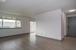 885 NE Sunset St, Roseburg, OR 97470 - Photo 20