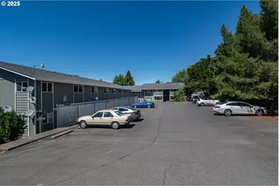 885 NE Sunset St #22, Roseburg, OR 97470 - Photo 38