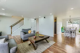 280 NW Country Ct, McMinnville, OR 97128 - Photo 8