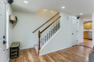 280 NW Country Ct, McMinnville, OR 97128 - Photo 4