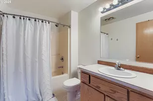 280 NW Country Ct, McMinnville, OR 97128 - Photo 24