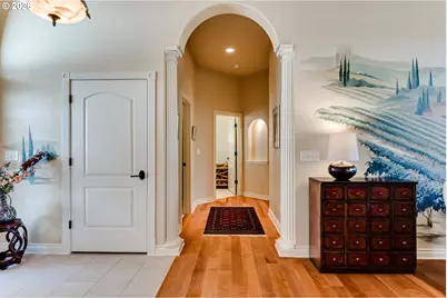 32825 Kestrel Ln, Eugene, OR 97405 - Photo 8