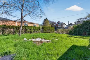 402 Acacia Ave, Garibaldi, OR 97118 - Photo 8