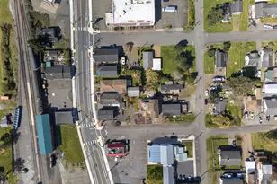 402 Acacia Ave, Garibaldi, OR 97118 - Photo 28