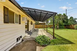 321 NE 108th Pl, Portland, OR 97220 - Photo 46