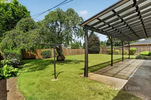 321 NE 108th Pl, Portland, OR 97220 - Photo 40