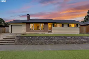 321 NE 108th Pl, Portland, OR 97220 - Photo 2