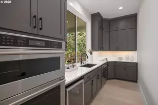 18236 NW Anastasia Dr, Portland, OR 97229 - Photo 20