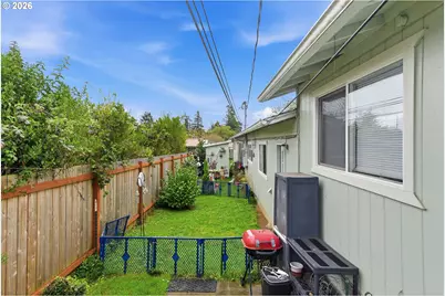 1035 W 11th St, Coquille, OR 97423 - Photo 34