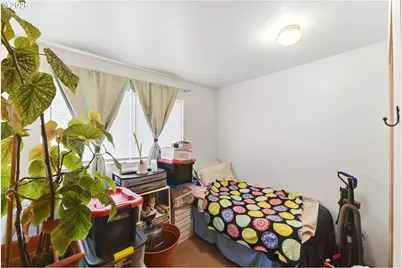 1035 W 11th St, Coquille, OR 97423 - Photo 32