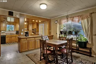 32253 Deberry Rd, Creswell, OR 97426 - Photo 6