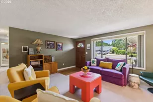 600 NE 22nd St, Gresham, OR 97030 - Photo 6