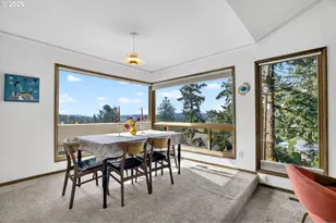 4308 SW Chesapeak Ave, Portland, OR 97239 - Photo 8