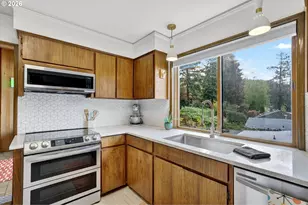 4308 SW Chesapeak Ave, Portland, OR 97239 - Photo 16