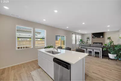 4829 Surveyor Ave, Salem, OR 97305 - Photo 12