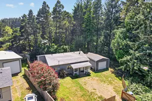 1251 NW Wenger Ln, Waldport, OR 97394 - Photo 36