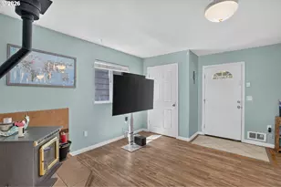 1251 NW Wenger Ln, Waldport, OR 97394 - Photo 8