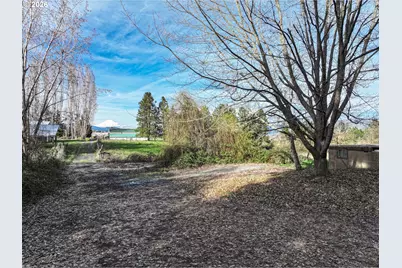 2739 Wyeast Rd, Hood River, OR 97031 - Photo 4