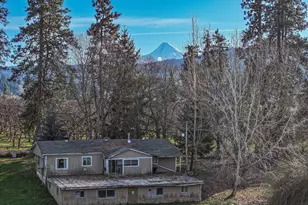 2739 Wyeast Rd, Hood River, OR 97031 - Photo 4