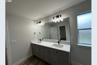 950 Walnut St, Kelso, WA 98626 - Photo 34