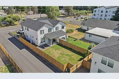950 Walnut St, Kelso, WA 98626 - Photo 42