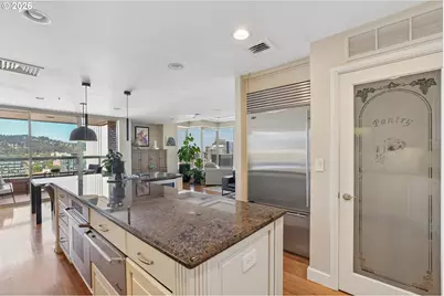 1414 SW 3rd Ave #2604, Portland, OR 97201 - Photo 16