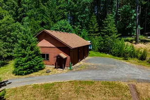 38481 Cartwright Creek Rd, Marcola, OR 97454 - Photo 6