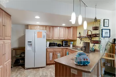 1946 Roberta Ave, Salem, OR 97302 - Photo 42