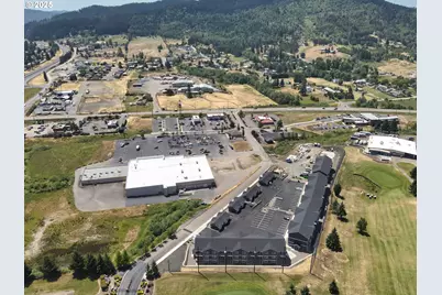 324 Dakota St, Sutherlin, OR 97479 - Photo 28