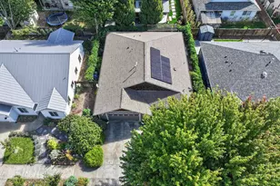 1663 5th St, Hood River, OR 97031 - Photo 46