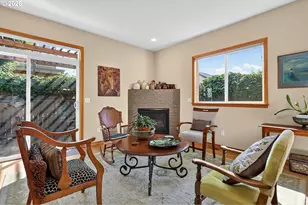 1663 5th St, Hood River, OR 97031 - Photo 18