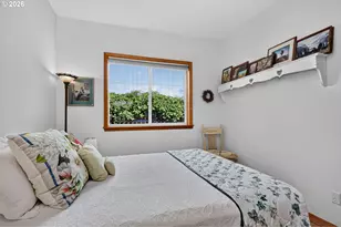 1663 5th St, Hood River, OR 97031 - Photo 22