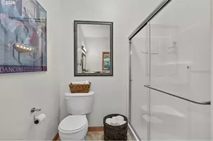 1663 5th St, Hood River, OR 97031 - Photo 34