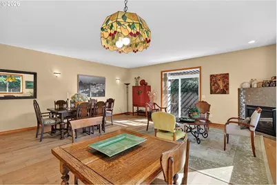 1663 5th St, Hood River, OR 97031 - Photo 16