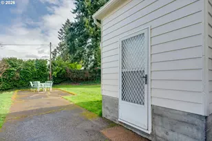 3556 NE 112th Ave, Portland, OR 97220 - Photo 24