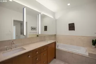 1001 NW Lovejoy St, Portland, OR 97209 - Photo 28