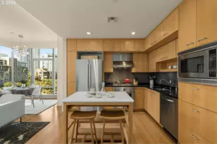 1001 NW Lovejoy St, Portland, OR 97209 - Photo 12
