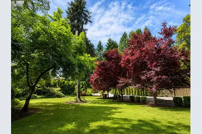21760 SW Ribera Ln, West Linn, OR 97068 - Photo 36