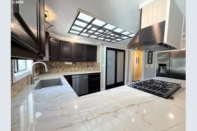 21760 SW Ribera Ln, West Linn, OR 97068 - Photo 18