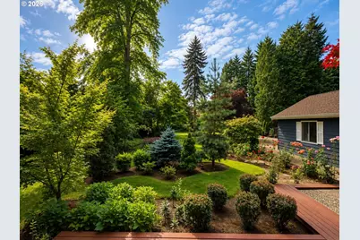 21760 SW Ribera Ln, West Linn, OR 97068 - Photo 14