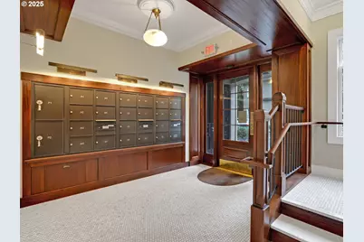 2141 NW Davis St #302, Portland, OR 97210 - Photo 36