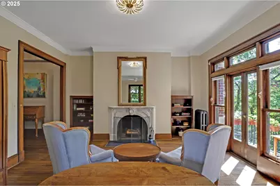 2141 NW Davis St #302, Portland, OR 97210 - Photo 6