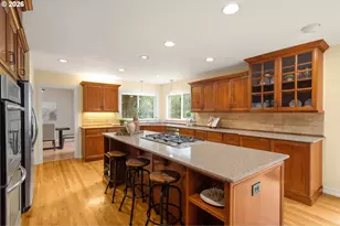 2636 SW 64th Pl, Portland, OR 97225 - Photo 6