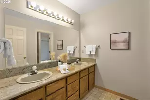 2636 SW 64th Pl, Portland, OR 97225 - Photo 22