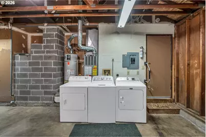 17905 NW Arcadia St, Portland, OR 97229 - Photo 22