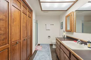 2595 Brussells St, North Bend, OR 97459 - Photo 18